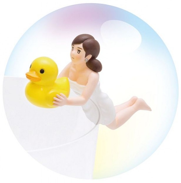 バスタオル姿がセクシーな「アヒルといっしょのフチ子」など、全6種類が登場