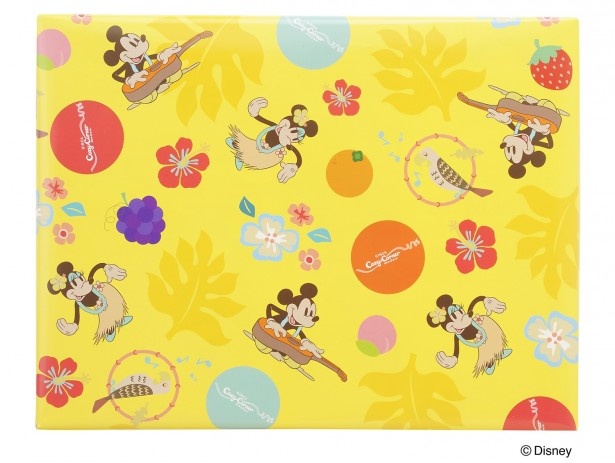 包み紙のデザインは黄色メインで、さらに夏らしい