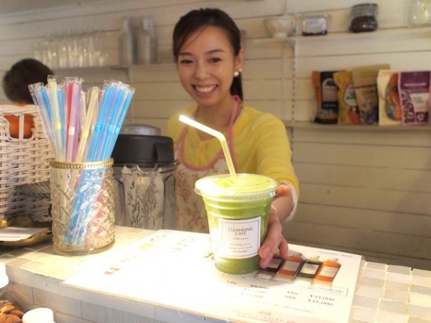 流行の「コールドプレスジュース」、男こそ愛飲すべし