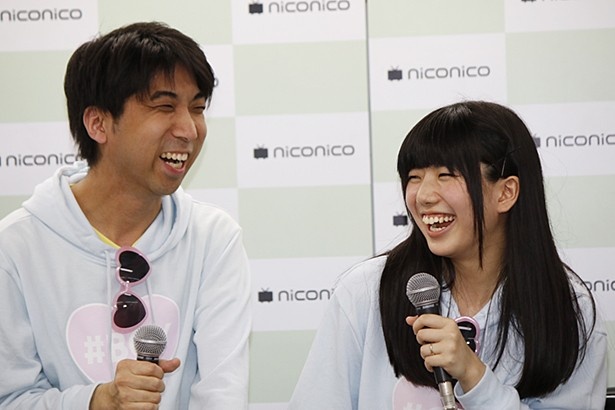 4月25日(土)、リング上で結婚式を行なう新郎のアタリと新婦のまゆたん。お互い“生主”同士で、新婦はなんと17歳