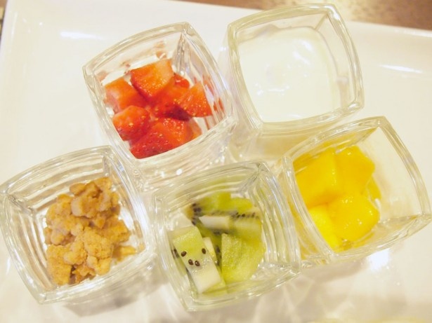 トッピングのおすすめはチーズクリーム。甘すぎない手作りの味が絶品！