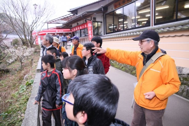 歩いて福岡のまちのヒミツを探す「なるほどね！美まちのヒミツさぐり隊」は13時から15時まで。先着20名となっている