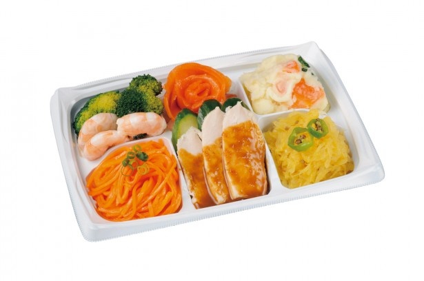 人気の総菜がセットになった「ボンナ オードブル」(1080円)