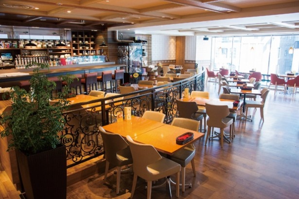 tcc Cafe＆Restaurantは、シンガポールで人気のカフェ＆レストラン。2015年2月、銀座にオープンした