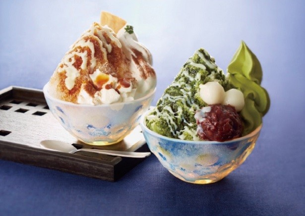【写真を見る】濃厚抹茶にあんこがベストマッチの「宇治抹茶」(写真右)と、新フレーバー「エスプレッソ＆パンナコッタ」(同・左 各780円)