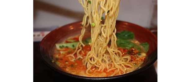 ゴマダレと自家製ラー油がマッチ！