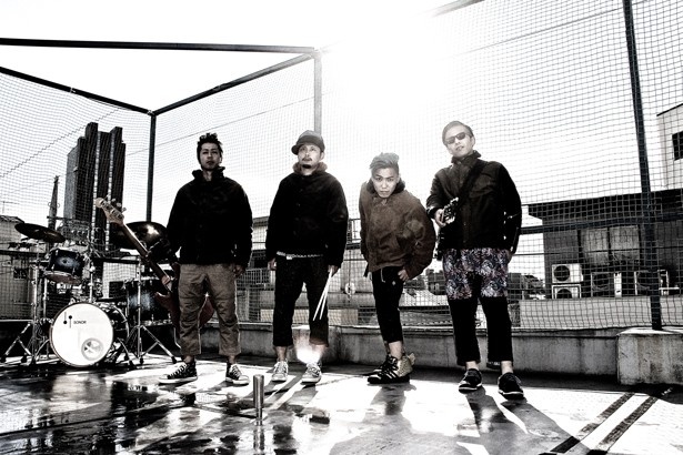 IN THE MIDNIGHT HOURS“The Blues Is Alright”に登場するMONSTER大陸