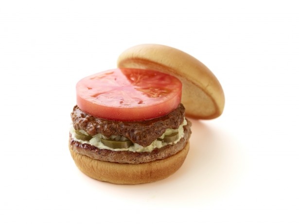 ｢スパイシーカレーモスバーガー｣(420円)。｢カレーモスバーガー｣にハラペーニョをプラス