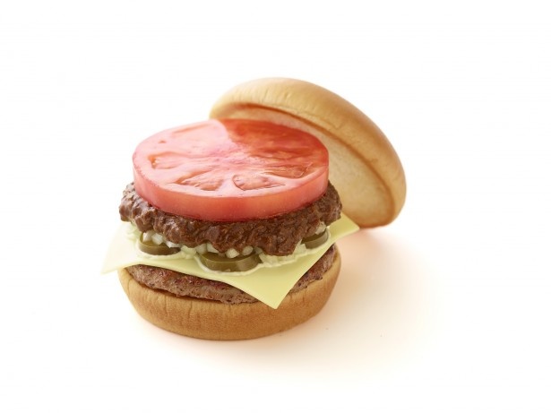 ｢スパイシーカレーモスチーズバーガー｣(450円)。｢カレーモスバーガー｣にスライスチーズとハラペーニョをプラス