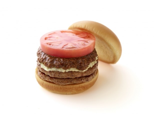 ｢ダブルカレーモスバーガー｣(510円)。｢カレーモスバーガー｣のパティ(肉)を2枚にしたもの