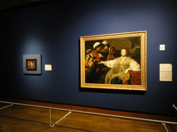 ”騙すものは騙される”という教訓を含んだ「女占い師」(ニコラ・レニエ 1626年頃・写真右）
