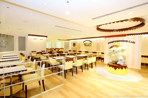 店内にはポムポムプリンと一緒に撮影できるスポットもある