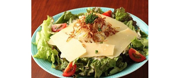 「もやしシーザーサラダ」（609円）