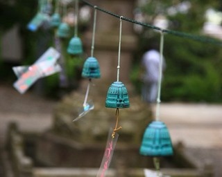 池上本門寺に風鈴の音色が響き渡る