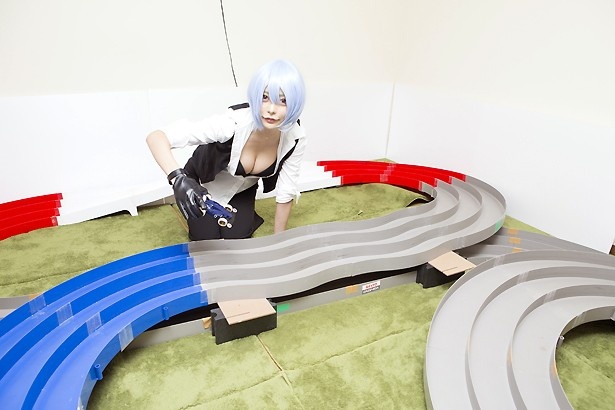 ミニ四駆のレース大会も開催しているという