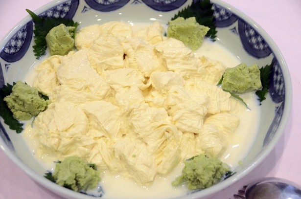 【写真を見る】京都では「湯葉」、日光では「湯波」と表記。市内外のアンケートで“日光の食”としてのイメージはダントツのNo.1