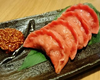 予約のとれない焼肉店が監修した“赤身”餃子とは？