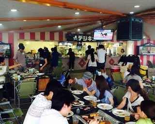この夏は競馬観戦とお手軽バーベキューで盛り上がる！