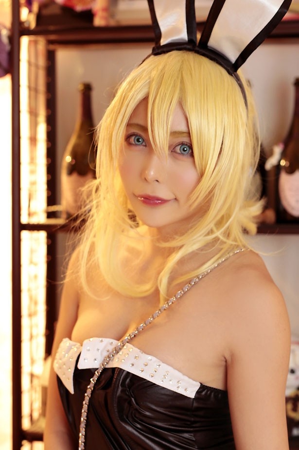 バニーガールをはじめ、セクシーなコスプレ美女たちが勢ぞろい！