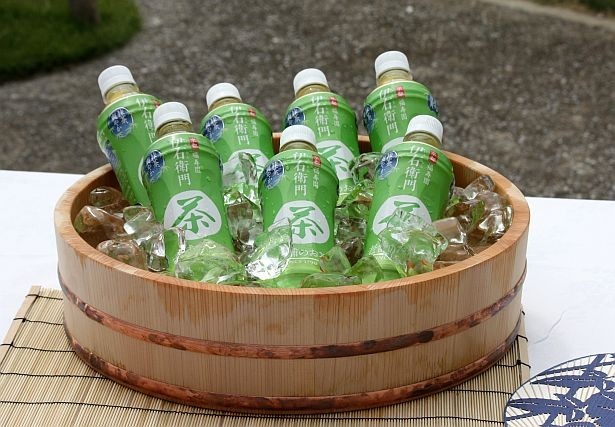 “ウェザーマーチャンダイジング”という考え方から作られた「伊右衛門」