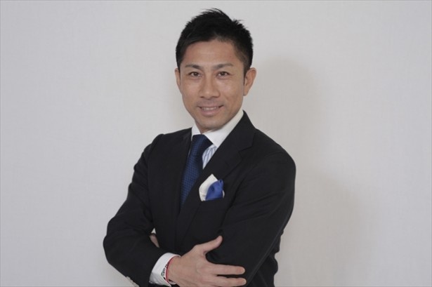 元サッカー日本代表の前園真聖も出演