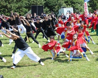 圧倒的な迫力の“江戸川よさこい”