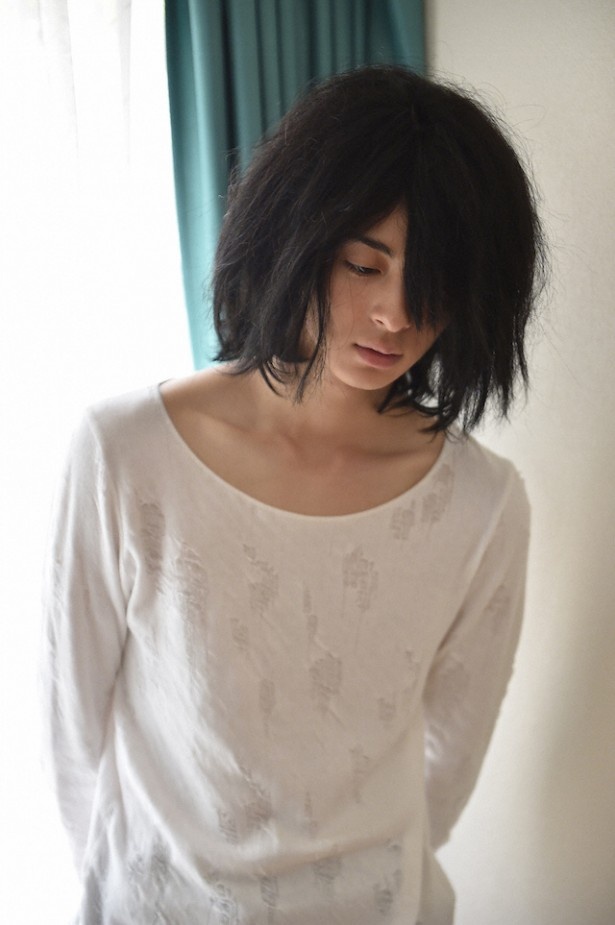 【写真を見る】高杉真宙の衝撃ビジュアルをチェック！
