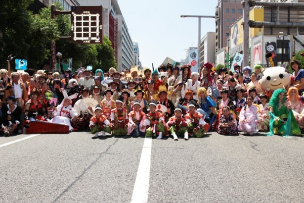 8月1日(土)に名古屋・栄の錦通で開催された徳川宗治道中＆世界コスプレサミット・レッドカーペットパレード