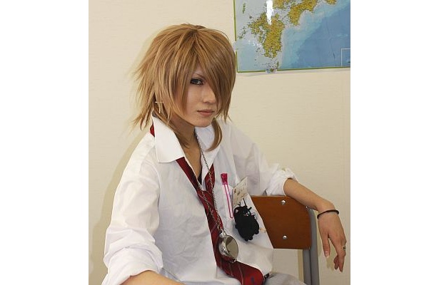 【他の画像はコチラ】男装が麗しい御崎ディオさん