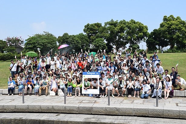 【写真を見る】187人の参加者が集まった、日本最大規模のInstaMeet「い・ろ・は・す Meet」