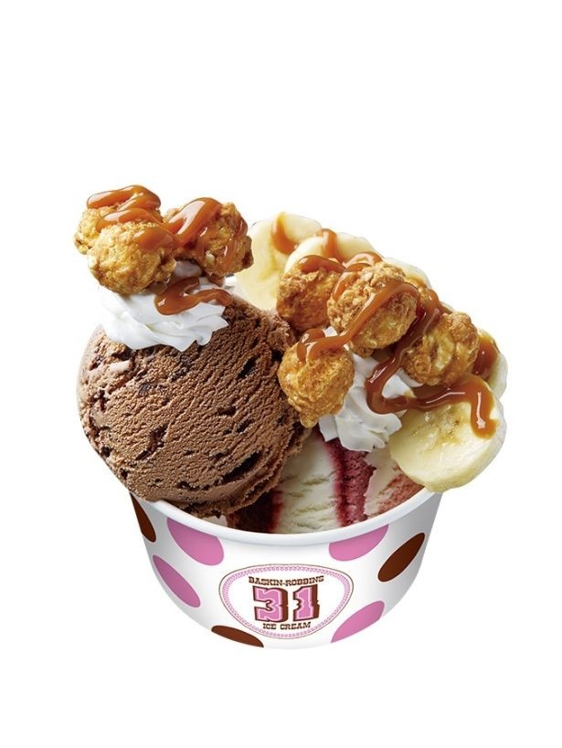 「ポップコーン＆バナナサンデー」(ダブルカップサンデー 580円～)