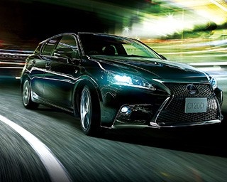 改良されたレクサスCT200hで自分らしい1台を！