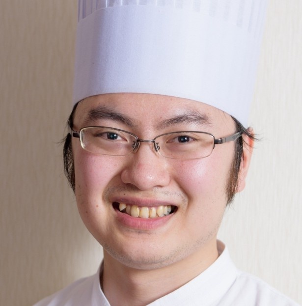  プレジールの赤間佑太シェフは｢チョコの口どけがよく、おいしい！｣と絶賛