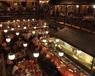 西麻布の人気和食料理店で行われる夏祭りとは？