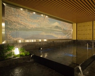 新宿歌舞伎町に大人の“プレミアムスパ”がオープン