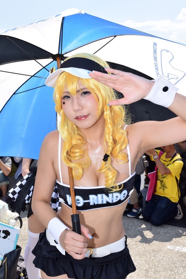 コスプレイヤー=バロすけ