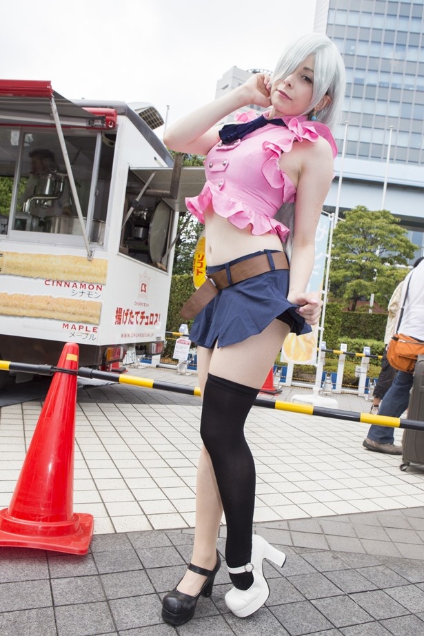 コスプレイヤー＝ユリコ・タイガー