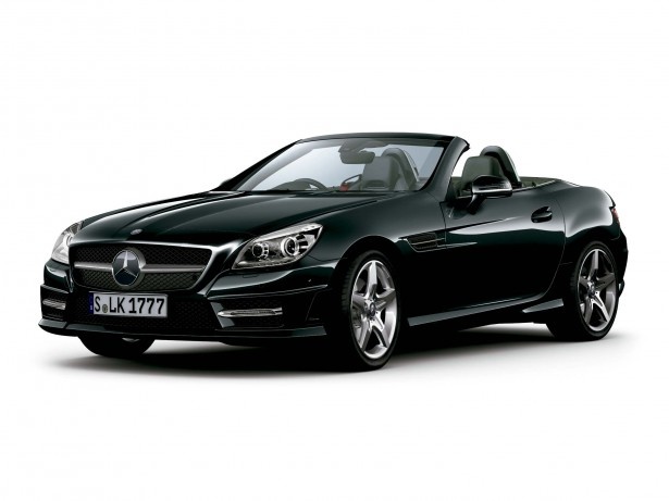 SLKシリーズの最上級モデル「SLK 200 Exclusive」(653万円)