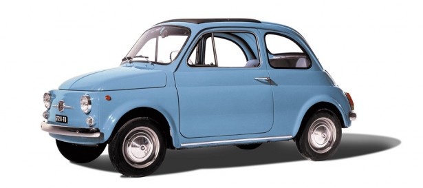 【写真を見る】500 Vintageがオマージュした「NUOVA（ヌォーヴァ）500」。1957年に発売し、1975年まで生産され続けた