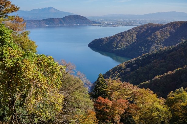 賤ヶ岳から見下ろす琵琶湖の景色も！