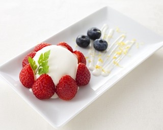 「雪見だいふく」初の期間限定カフェが青山にオープン！