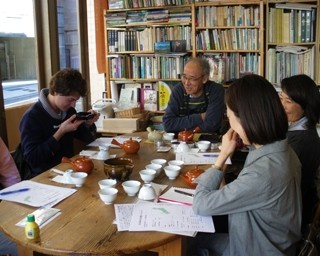 赤羽の“思月園”でとっておきのお茶に出会う