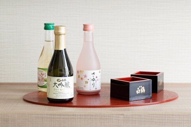 【写真を見る】3種のお酒飲み比べ