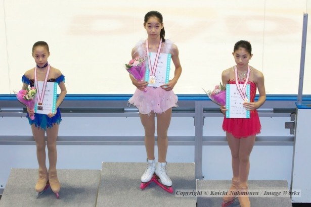 3位に入賞した永井優香（写真右）。この時に優勝したのが、同じリンクのライバルであり友達だった松野真矢子(同中)
