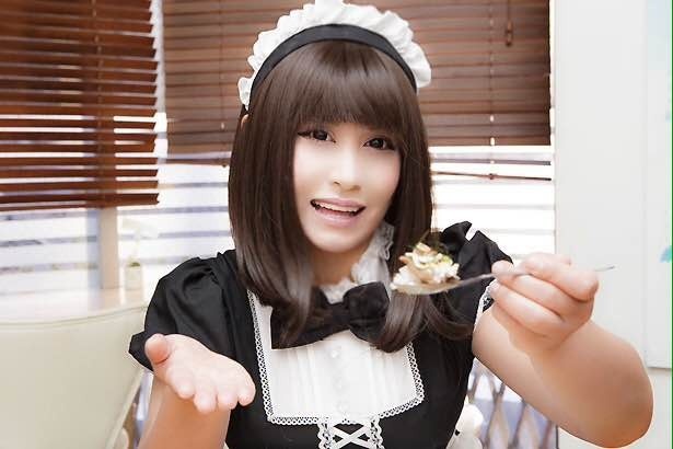 痛子さんに食べさせてもらう一幕も！
