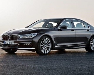 BMWから新型「7シリーズ」登場！最新技術を結集