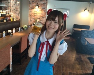 飲み放題制の“レイヤーカフェ”が中野にオープン