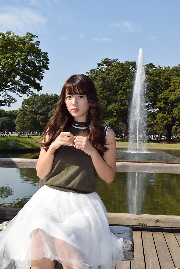 噴水がバックの涼しげな1枚