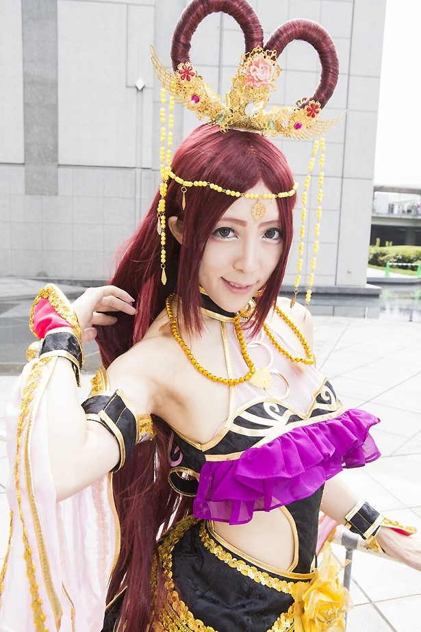 コスプレイヤー＝神崎りのあ