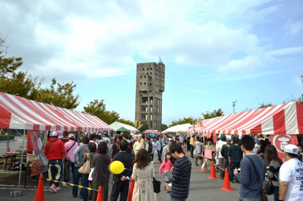 11月1日(日)10時から16時まで、ご当地麺などが集まる「志免町商工まつり」がシーメイトで開催される